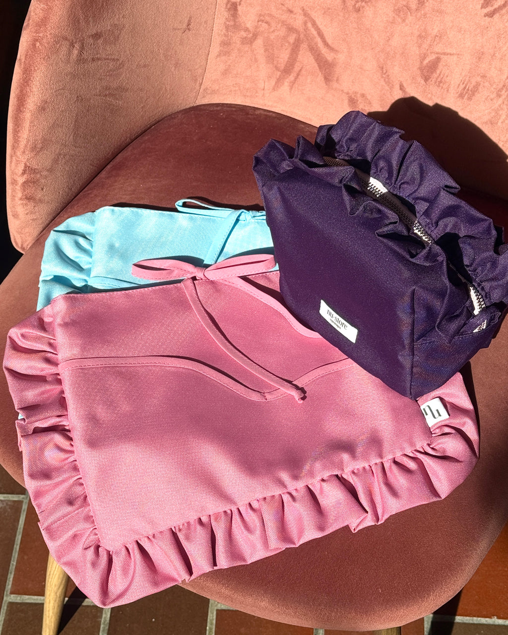Waterproof Frill Barbie Pink Case